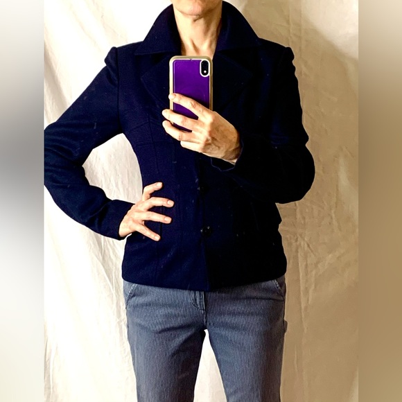 IZZY CAMILLERI 🇨🇦WOOL JACKET🇨🇦 - Picture 10 of 11